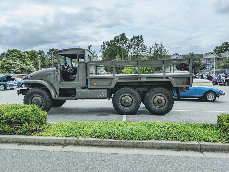 Illustration for article titled BC Vintage Truck & Hotrod Show